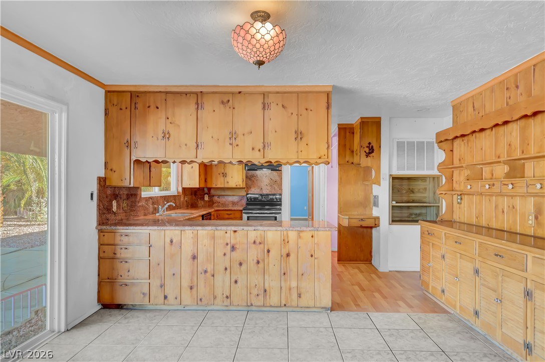 838 Fairview Drive