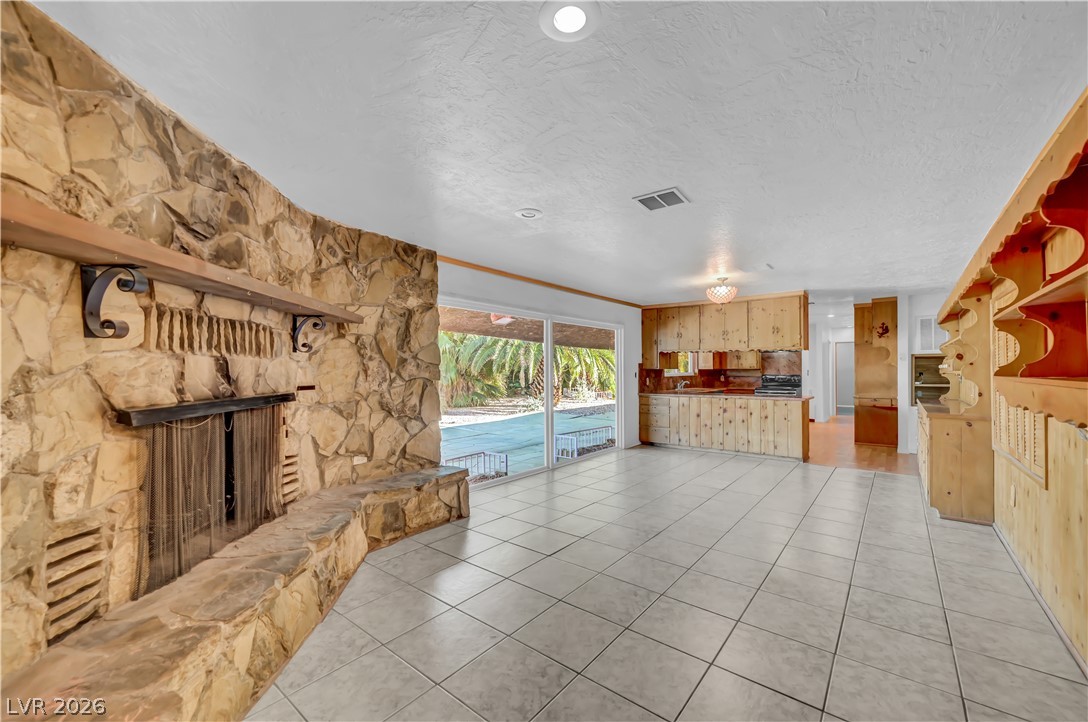 838 Fairview Drive