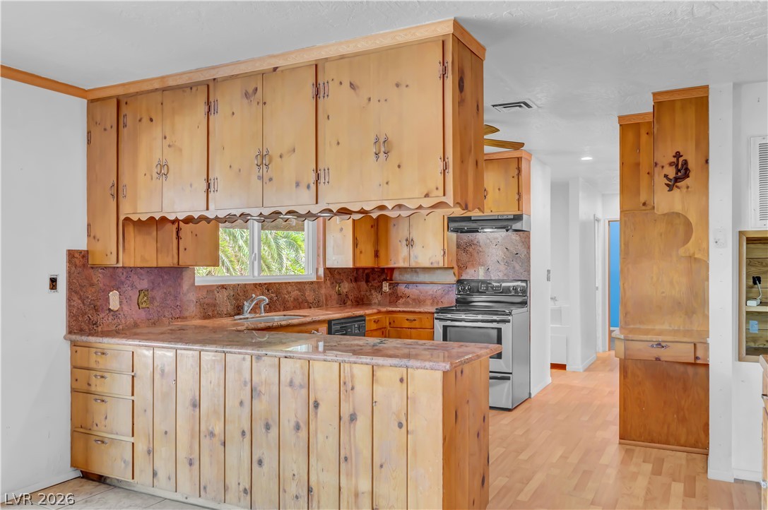 838 Fairview Drive