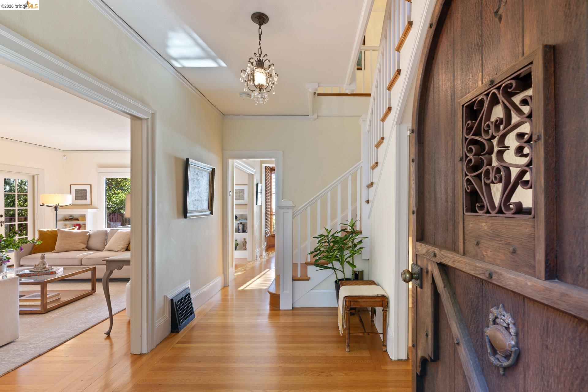 84 Norwood Ave