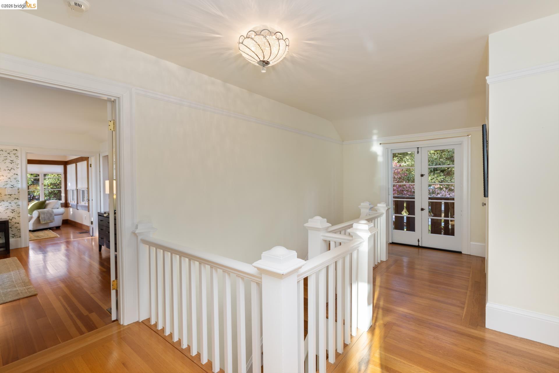 84 Norwood Ave