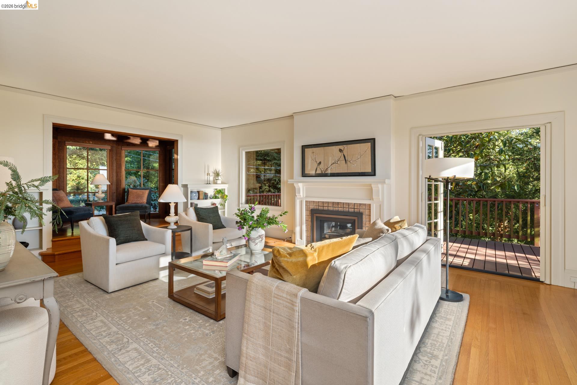 84 Norwood Ave