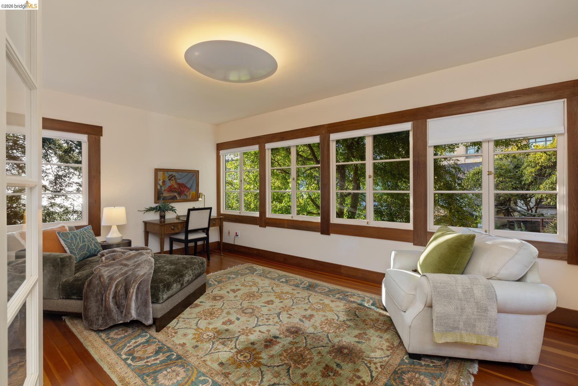 84 Norwood Ave