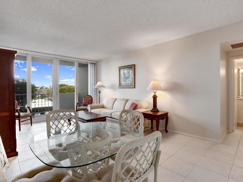 140 Seaview CT # 304S