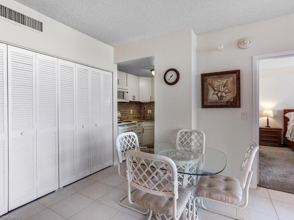 140 Seaview CT # 304S