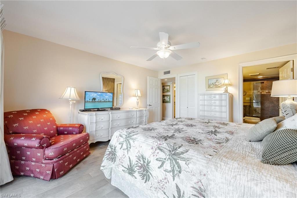 25710 Hickory BLVD # 208A