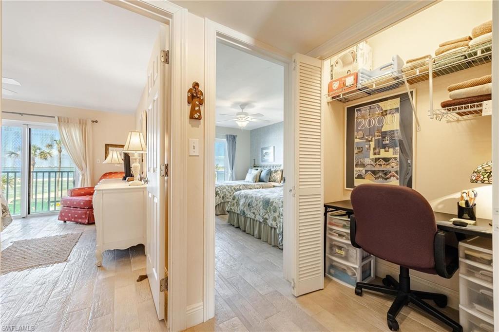 25710 Hickory BLVD # 208A