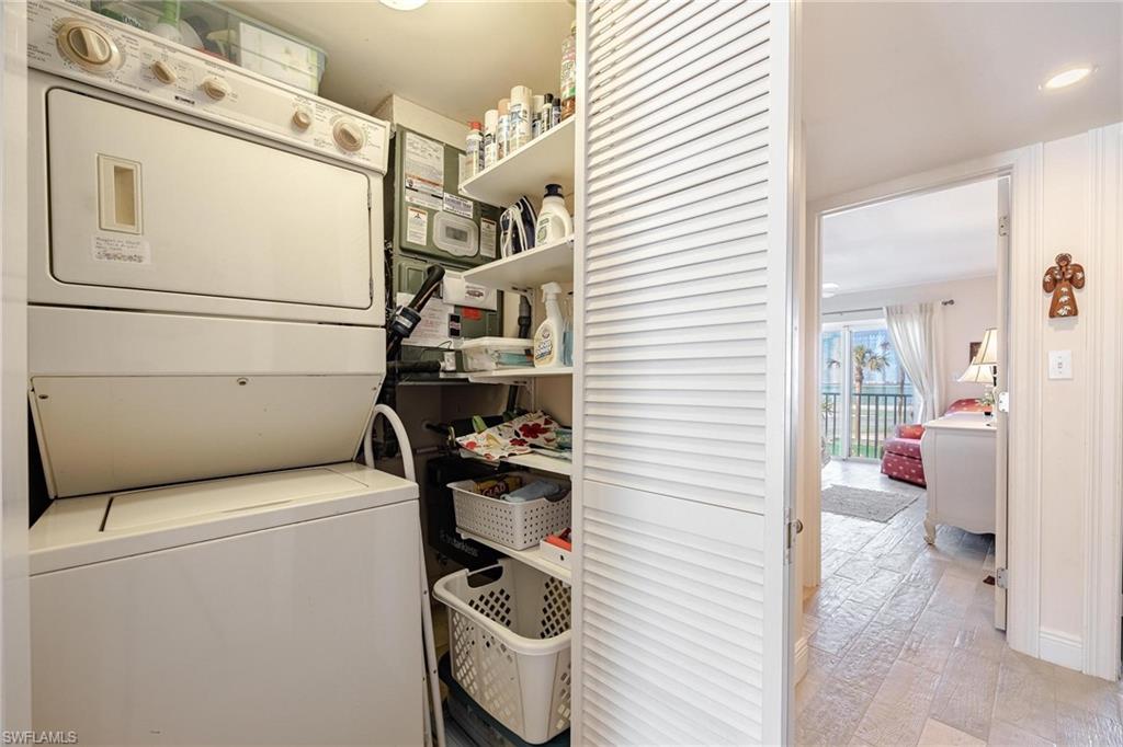 25710 Hickory BLVD # 208A