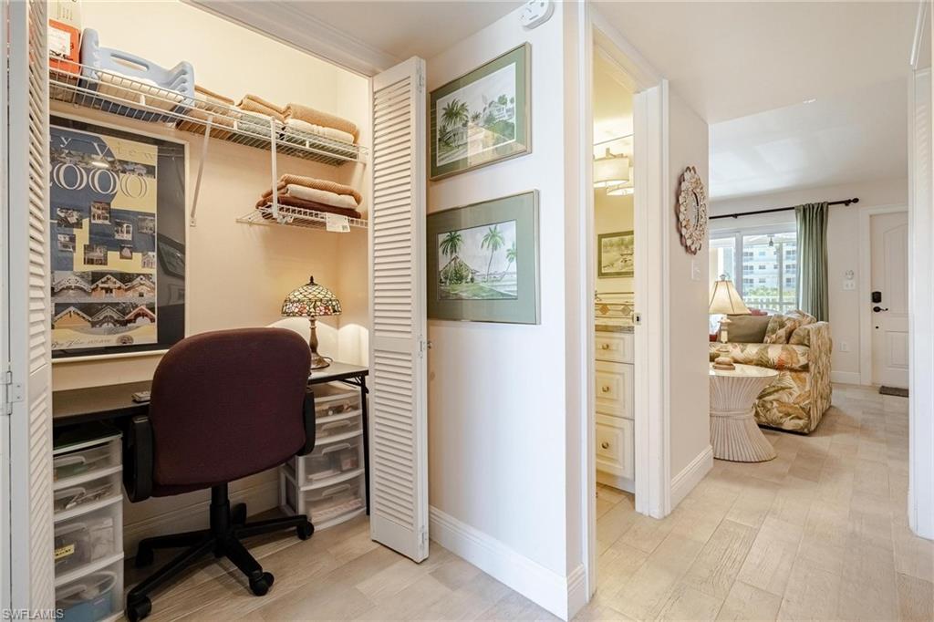 25710 Hickory BLVD # 208A