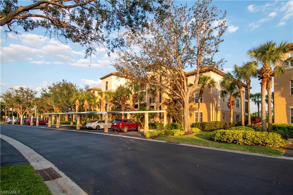 20800 Hammock Greens LN # 305