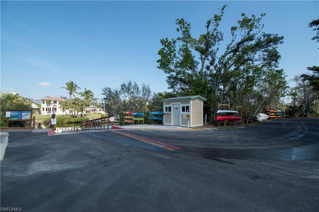 20800 Hammock Greens LN # 305