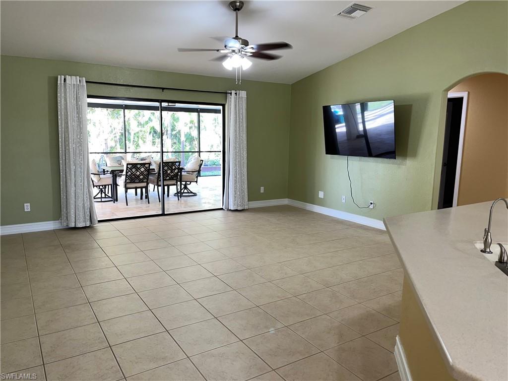 245 SW 42nd ST
