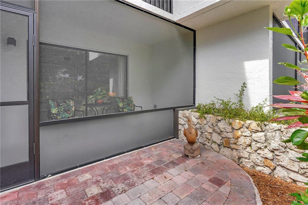 600 Neapolitan WAY # 121