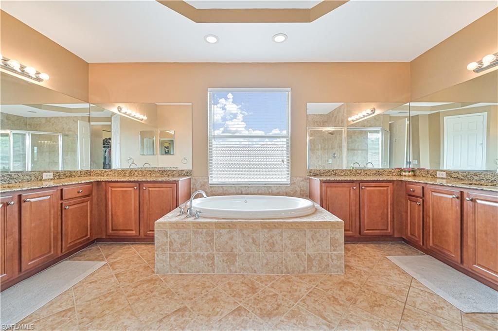 10212 Mimosa Silk DR