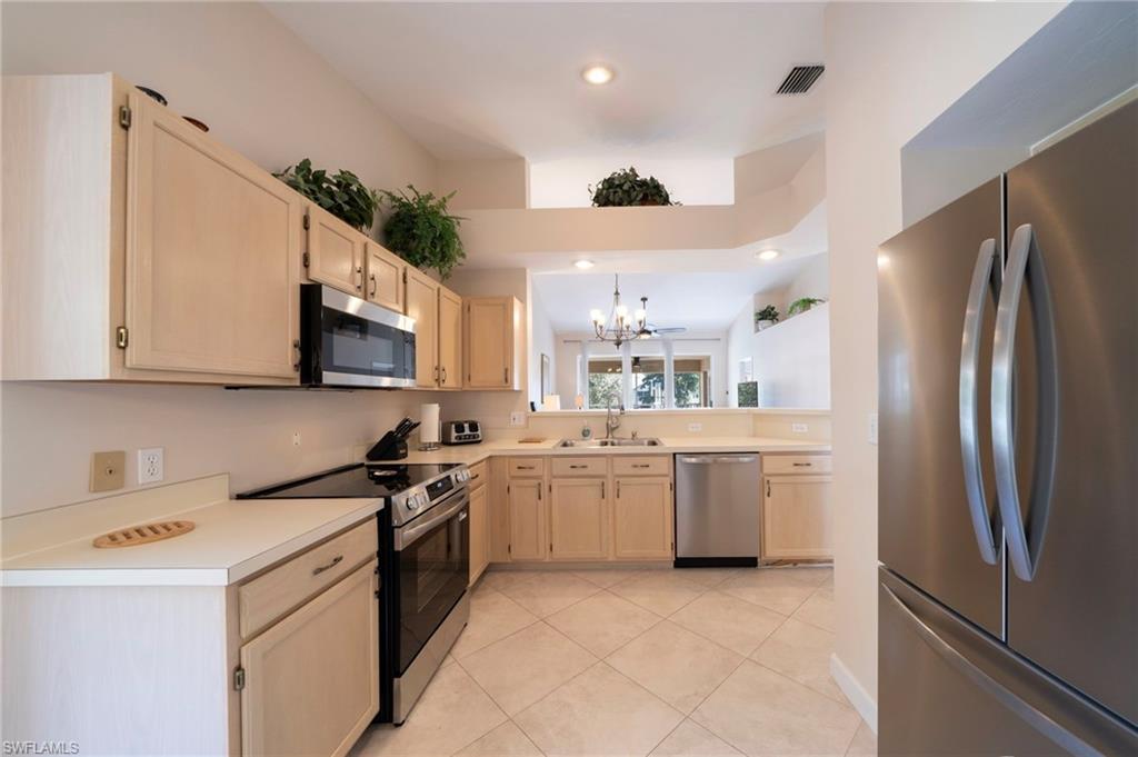 440 Wiggins Lake CT # 201