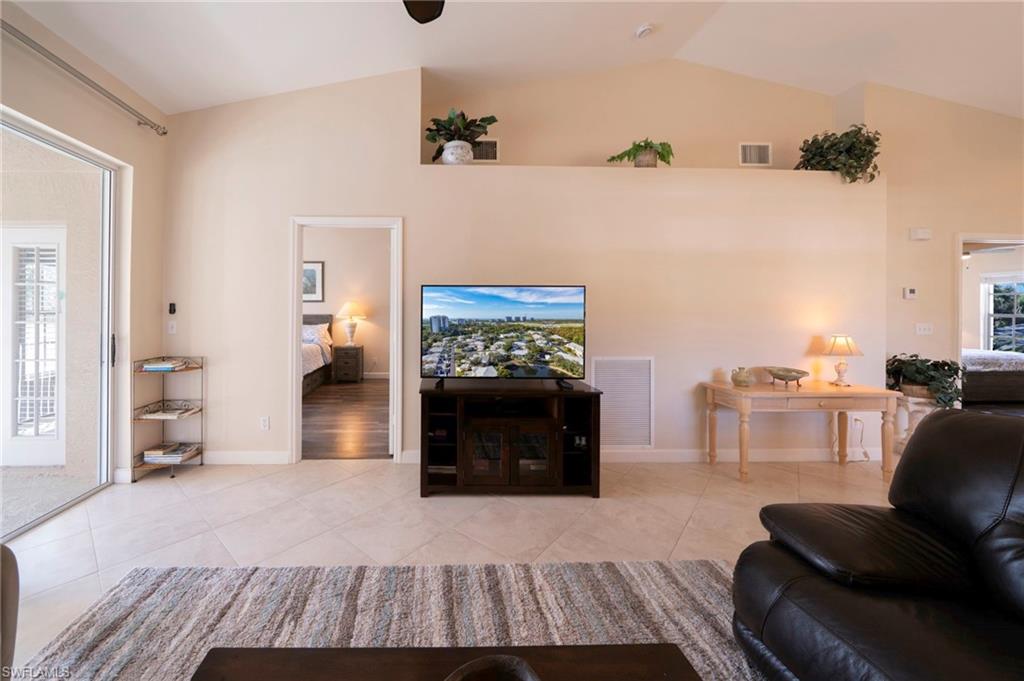 440 Wiggins Lake CT # 201