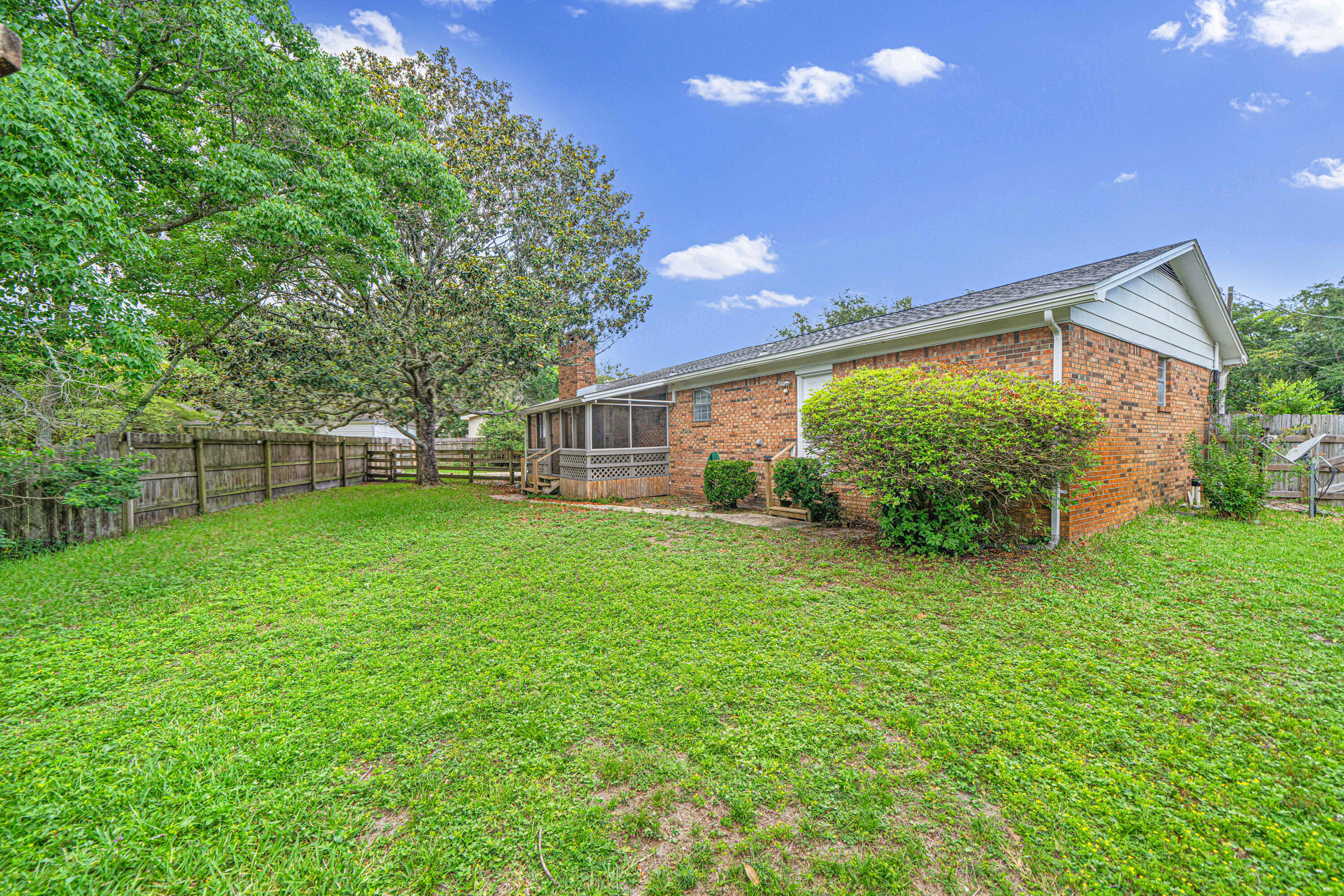 203 Elizabeth Court