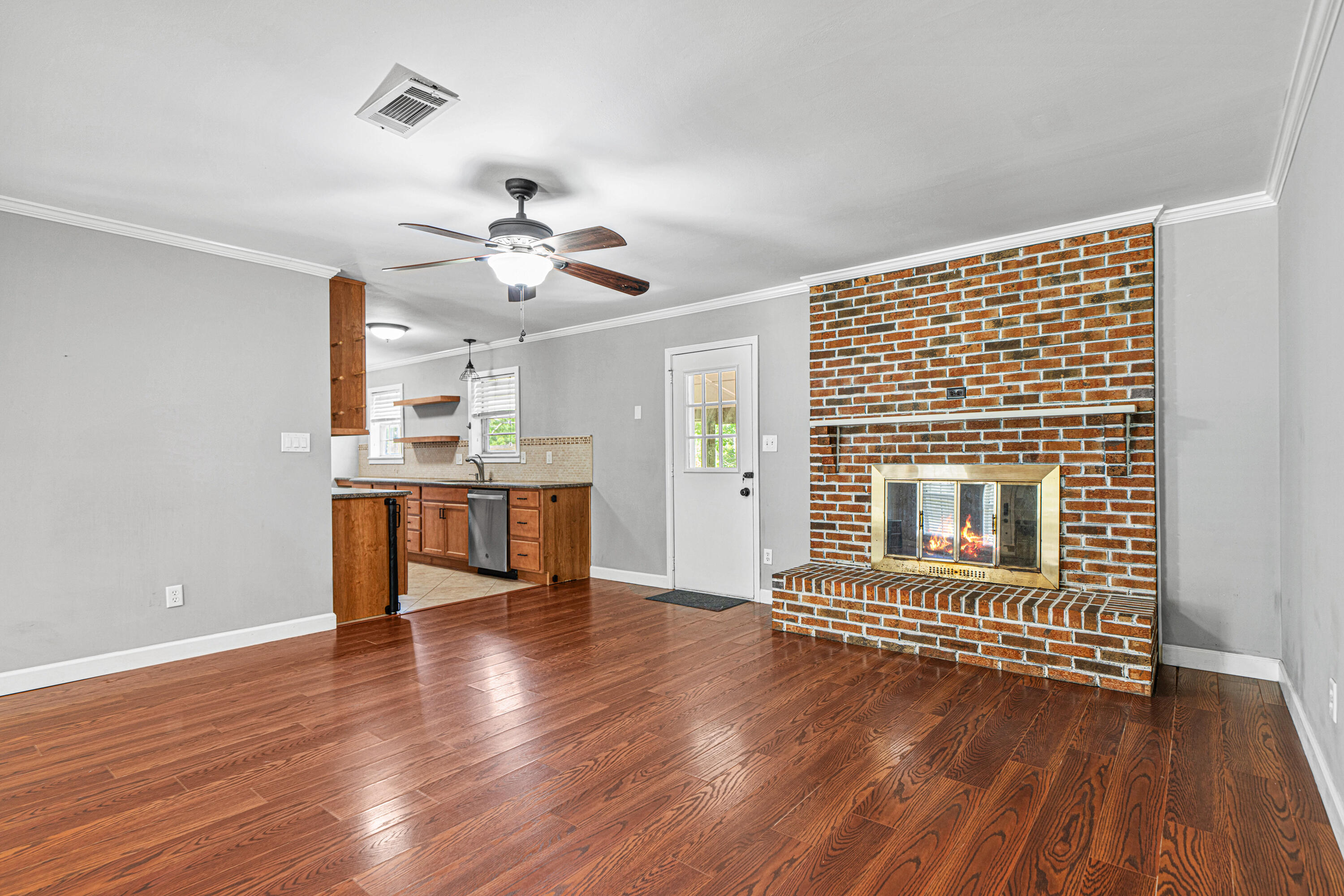 203 Elizabeth Court