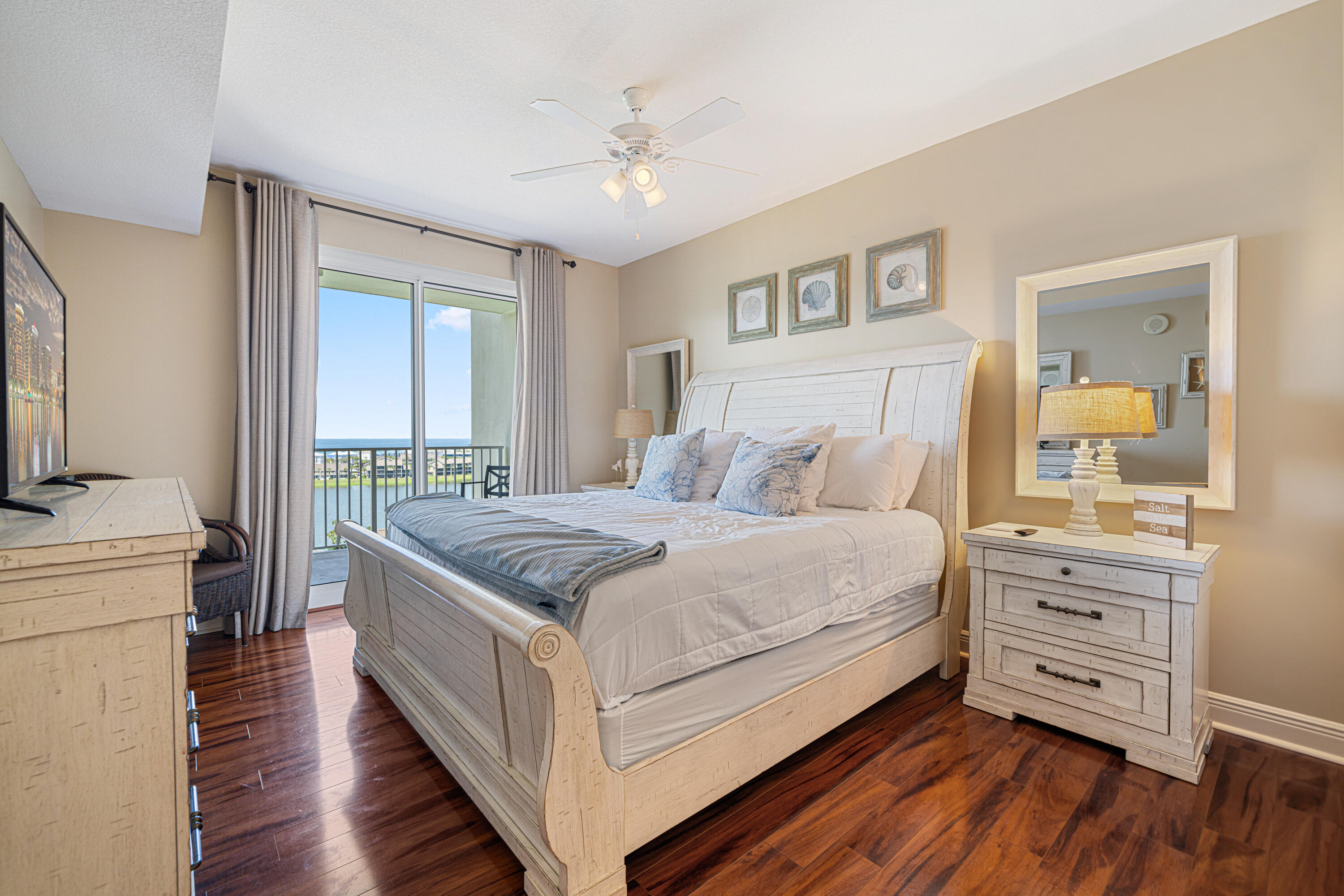 122 Seascape Drive, UNIT 904