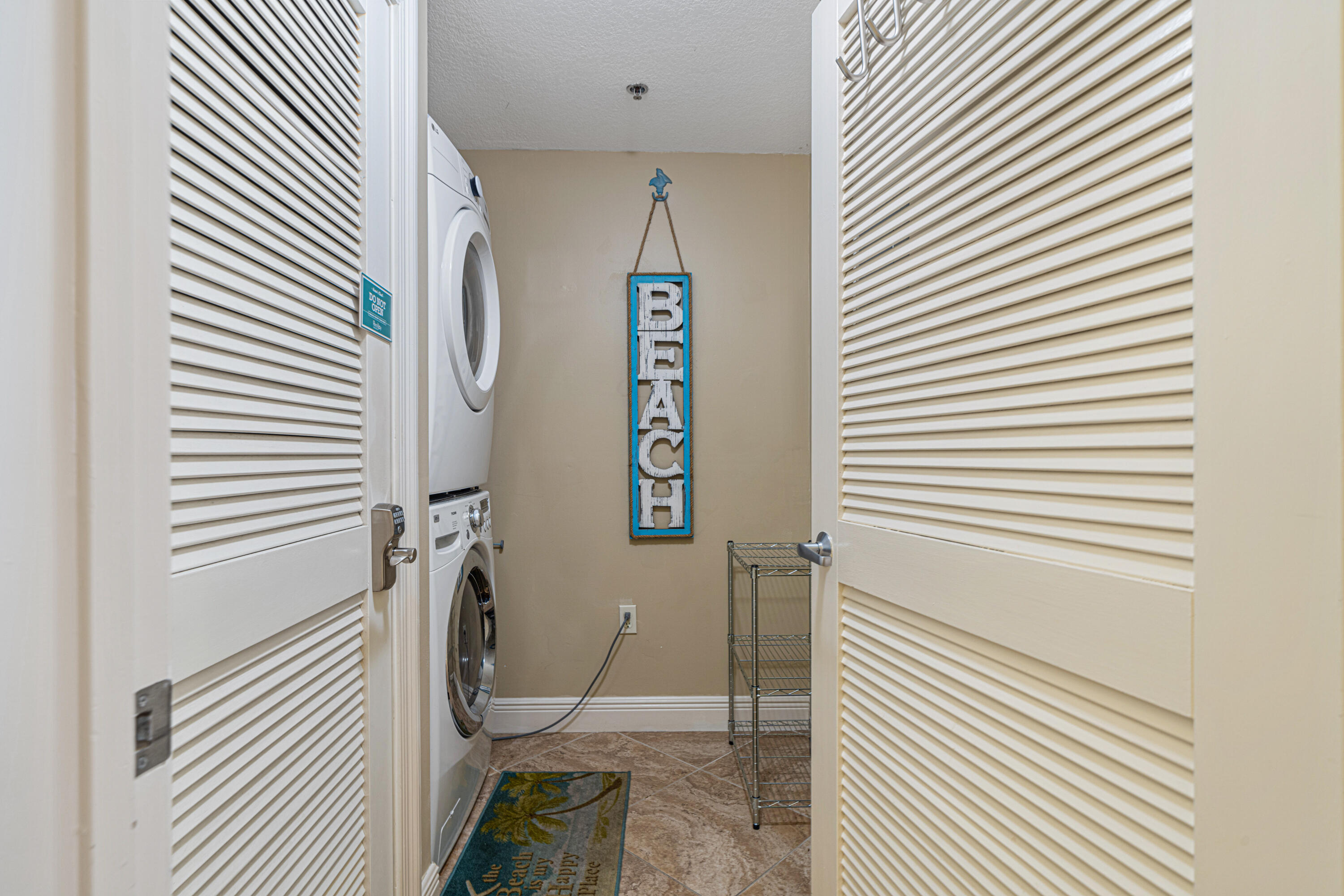 122 Seascape Drive, UNIT 904