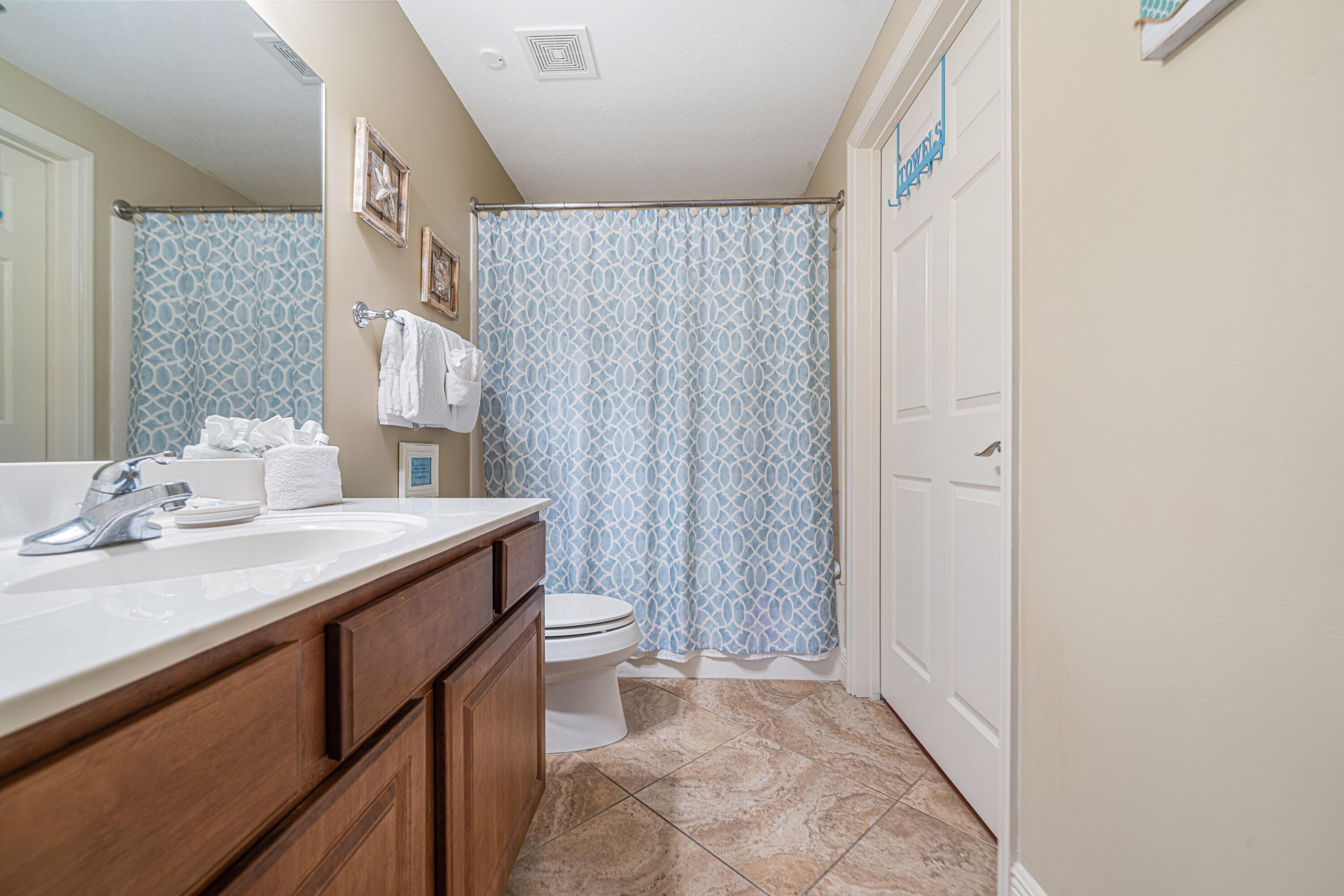 122 Seascape Drive, UNIT 904