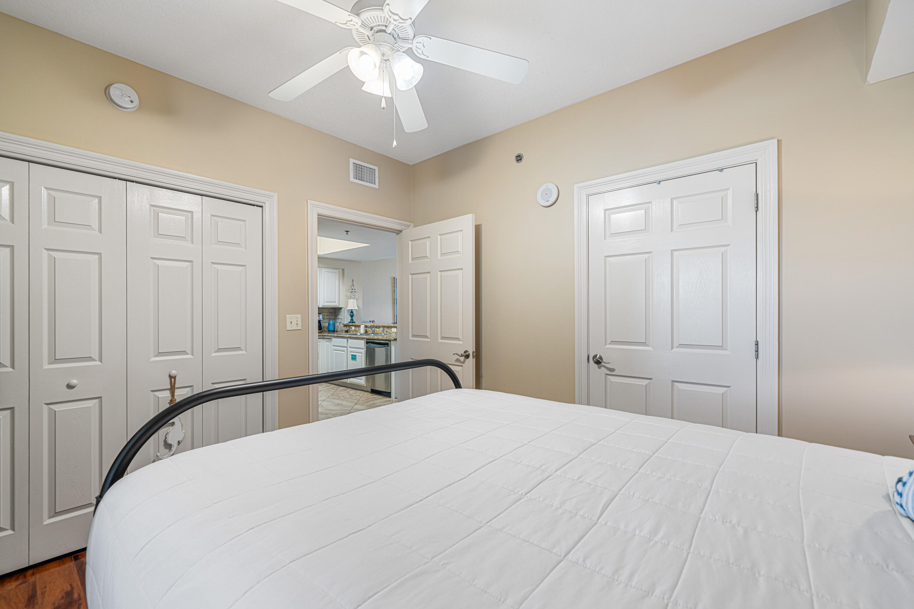 122 Seascape Drive, UNIT 904