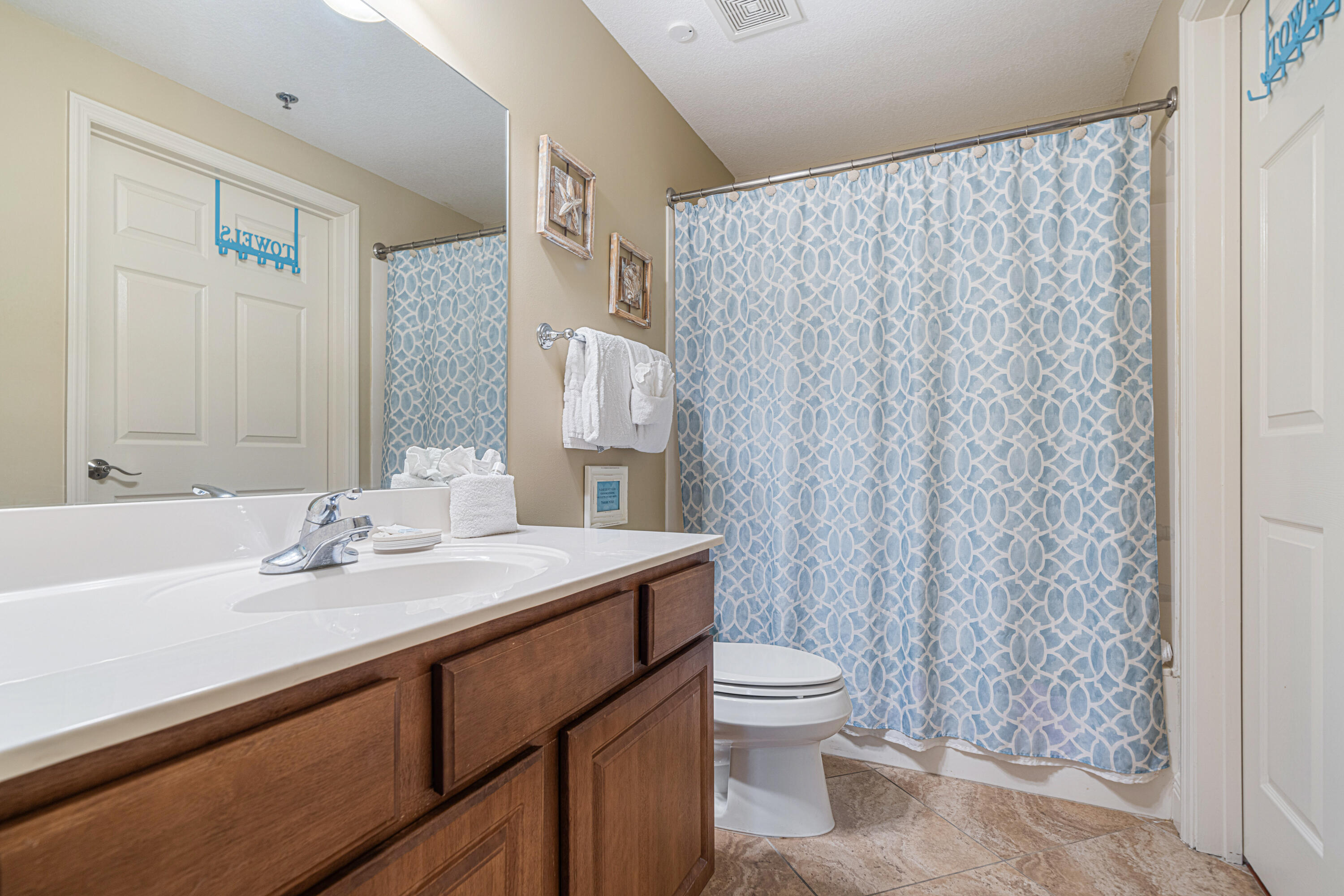 122 Seascape Drive, UNIT 904
