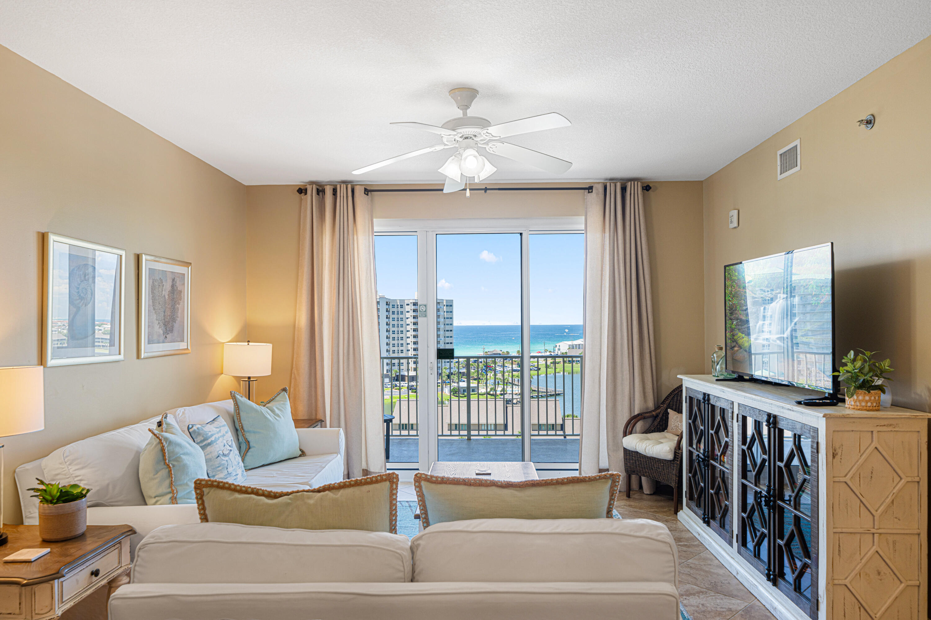 122 Seascape Drive, UNIT 904