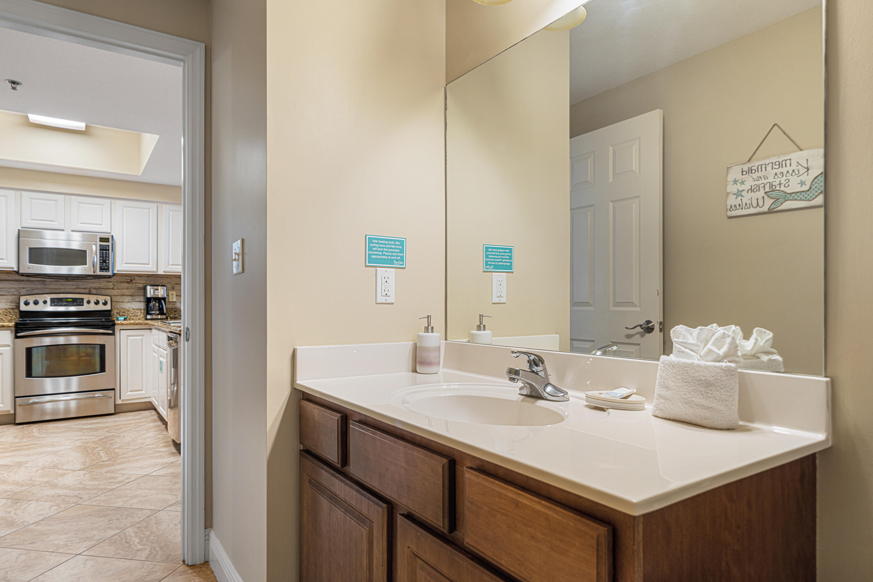 122 Seascape Drive, UNIT 904