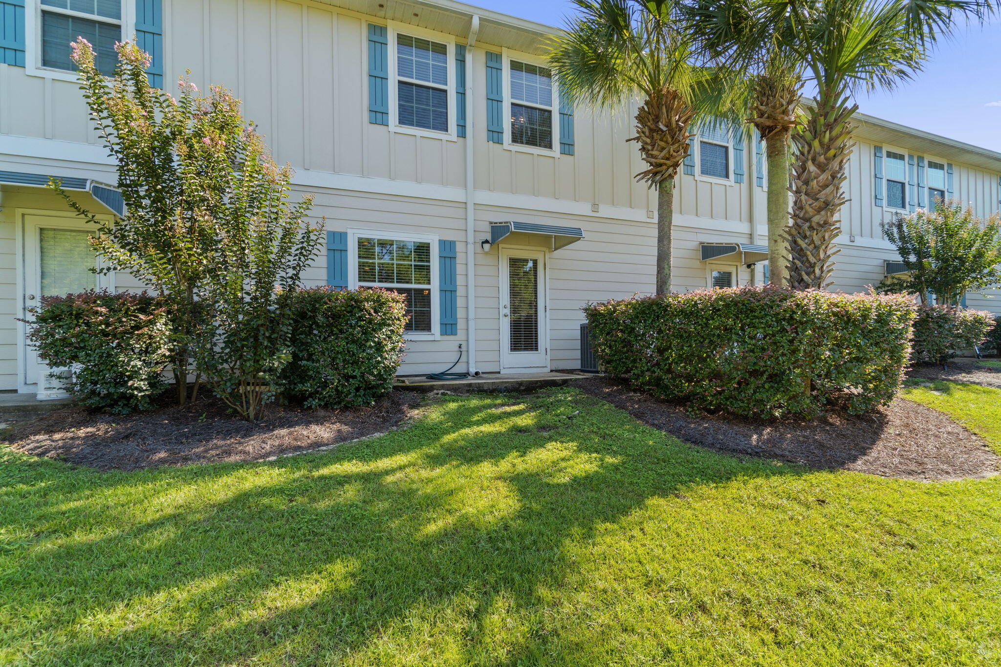 19 E Shady Oaks Lane, UNIT D