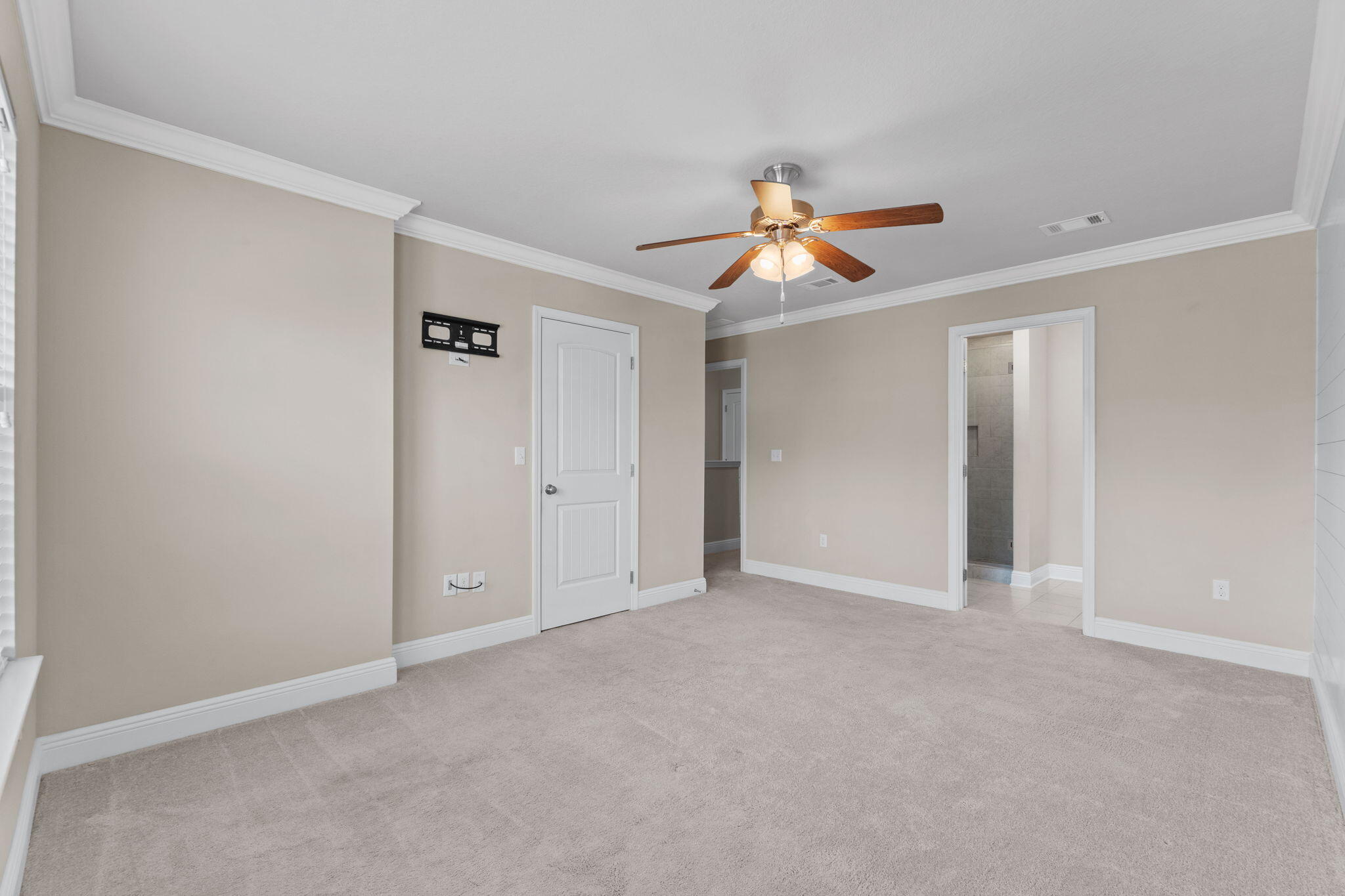 19 E Shady Oaks Lane, UNIT D