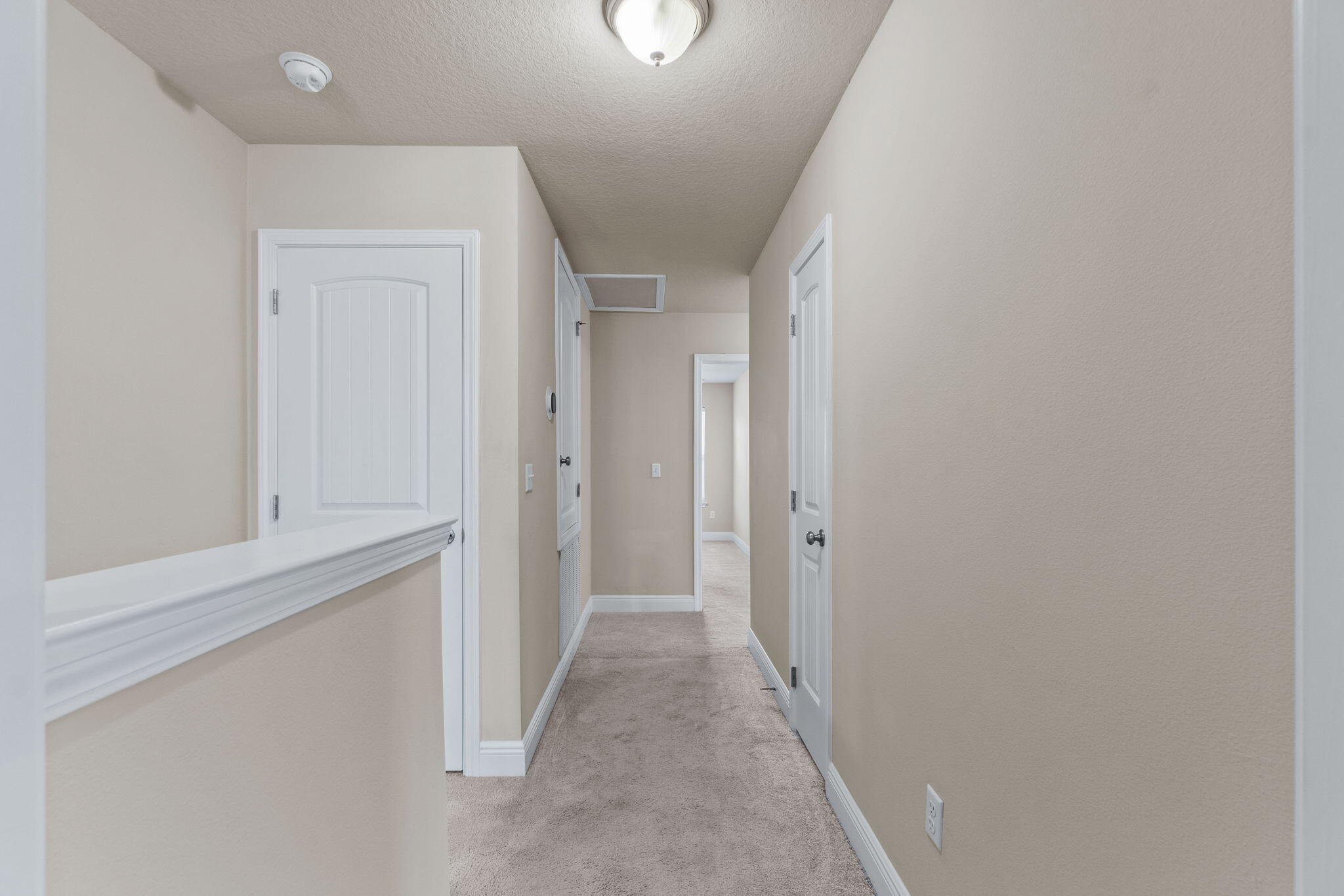 19 E Shady Oaks Lane, UNIT D