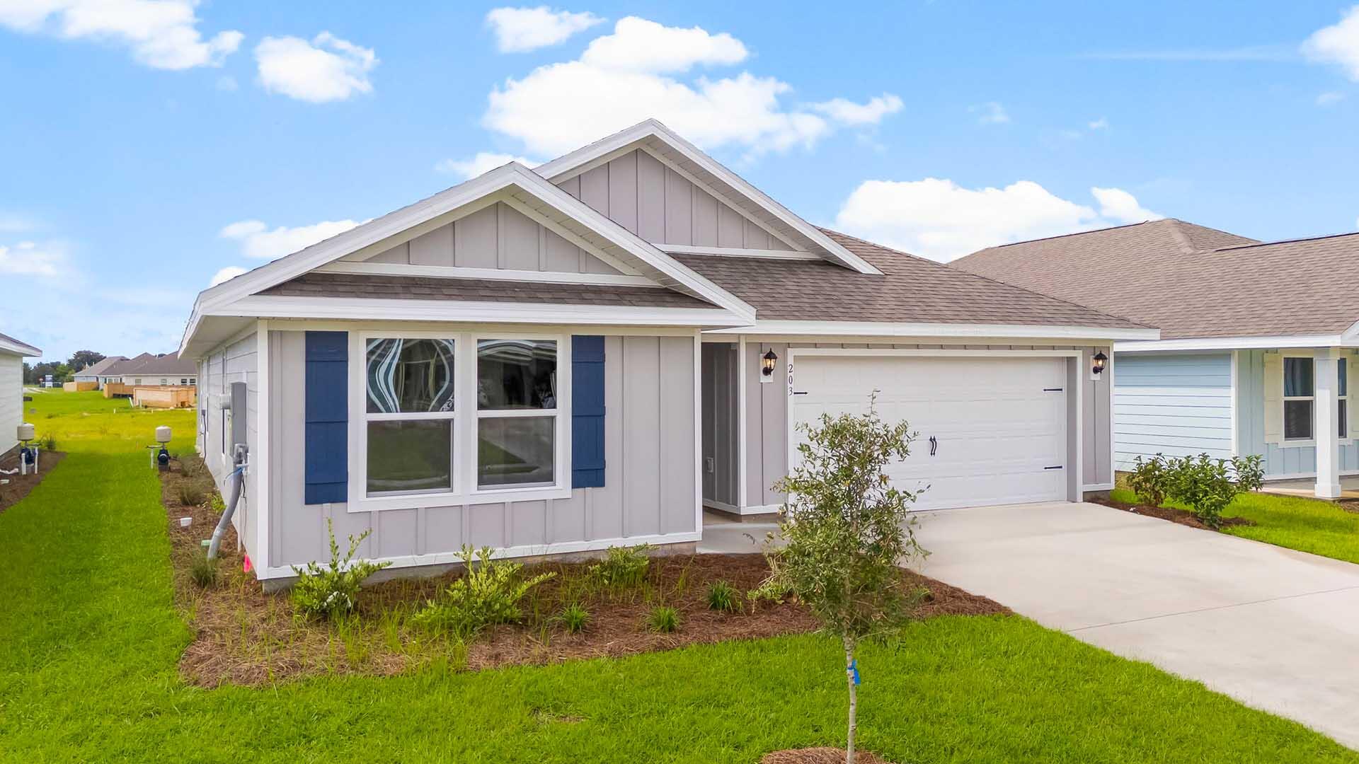 203 W Gray Owl Drive