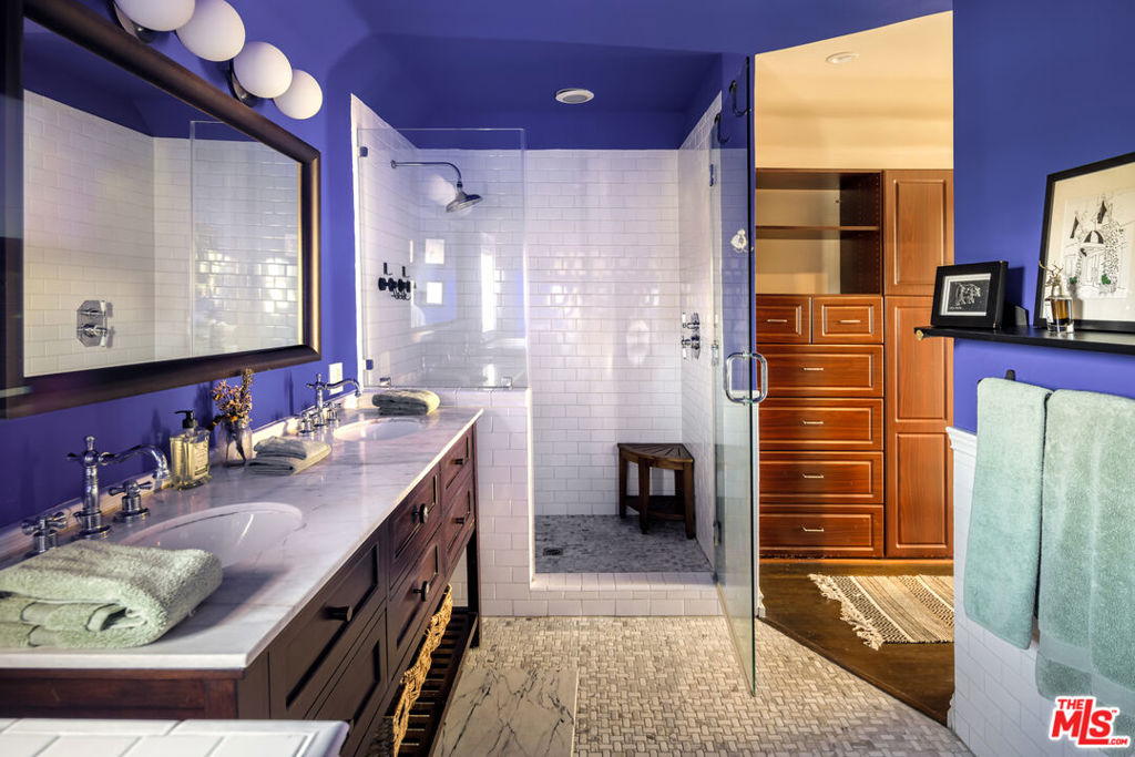 644 N Cherokee Avenue