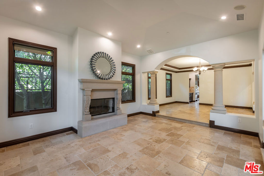 120 S Almont Drive