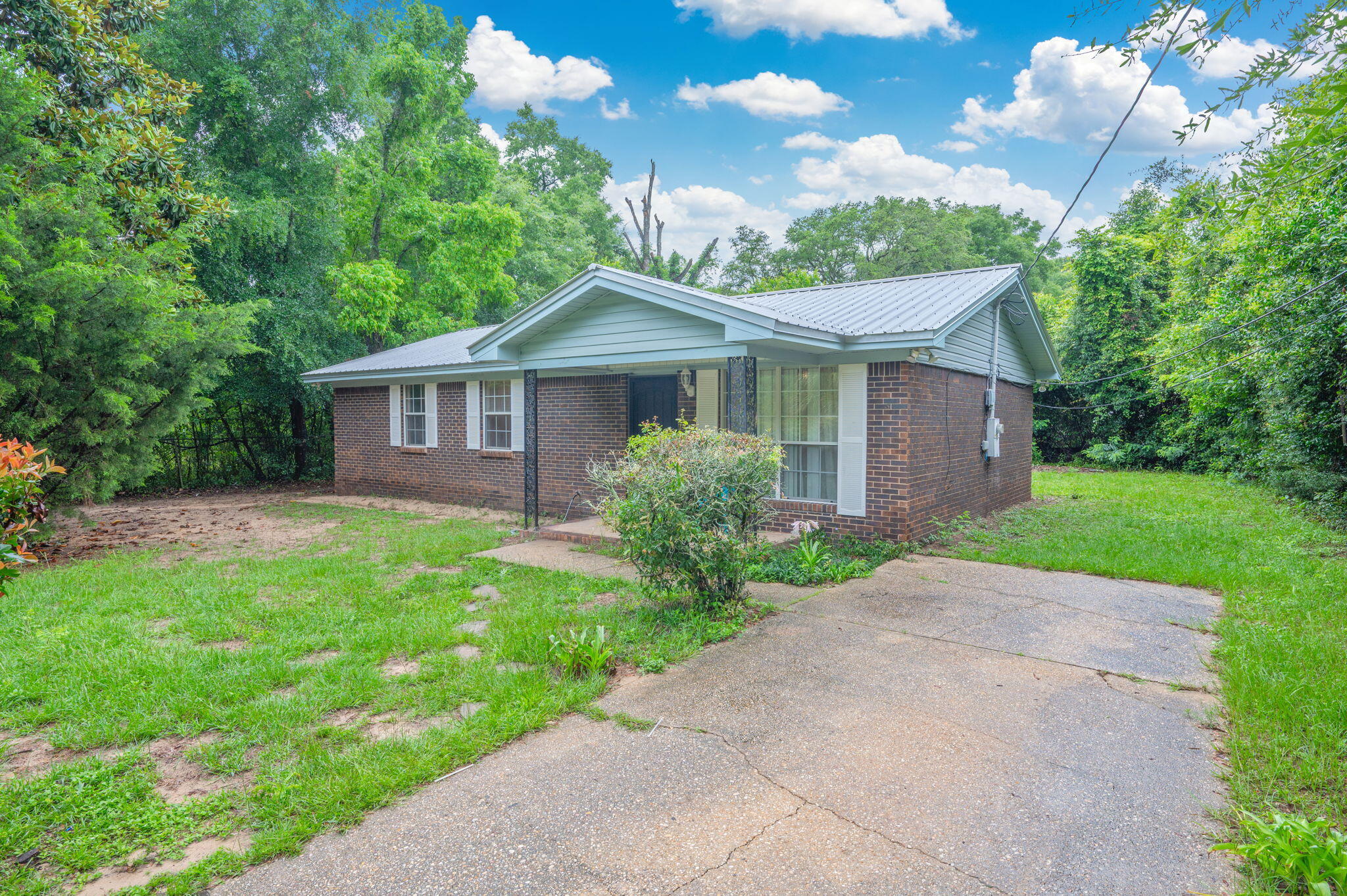 834 Mcdonald Street