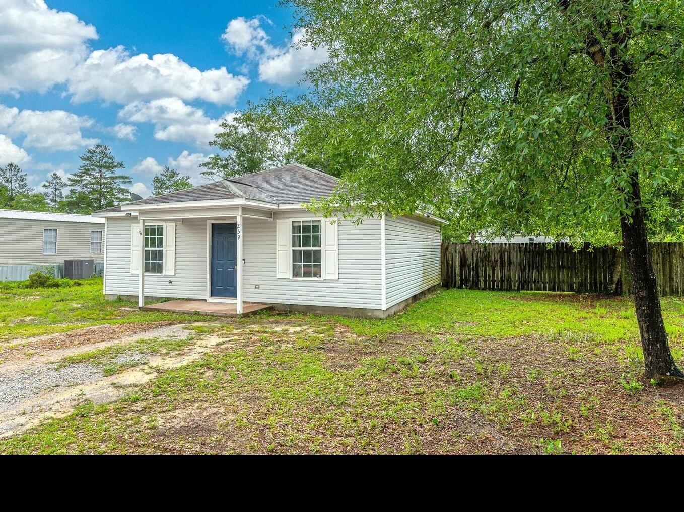 259 W Cypress Avenue, DeFuniak Springs