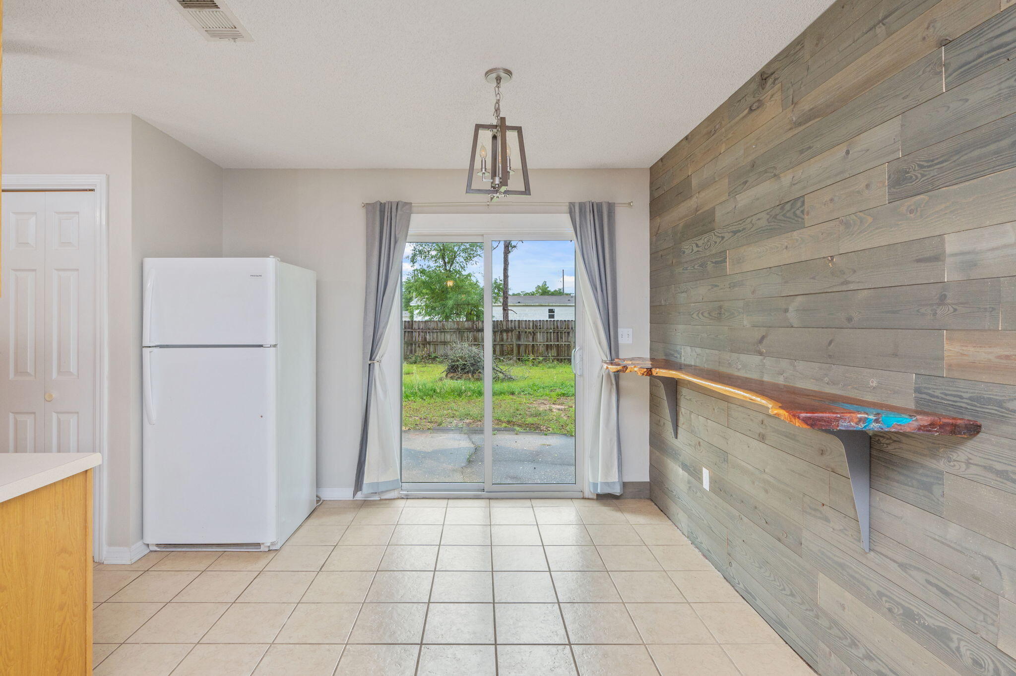 259 W Cypress Avenue, DeFuniak Springs