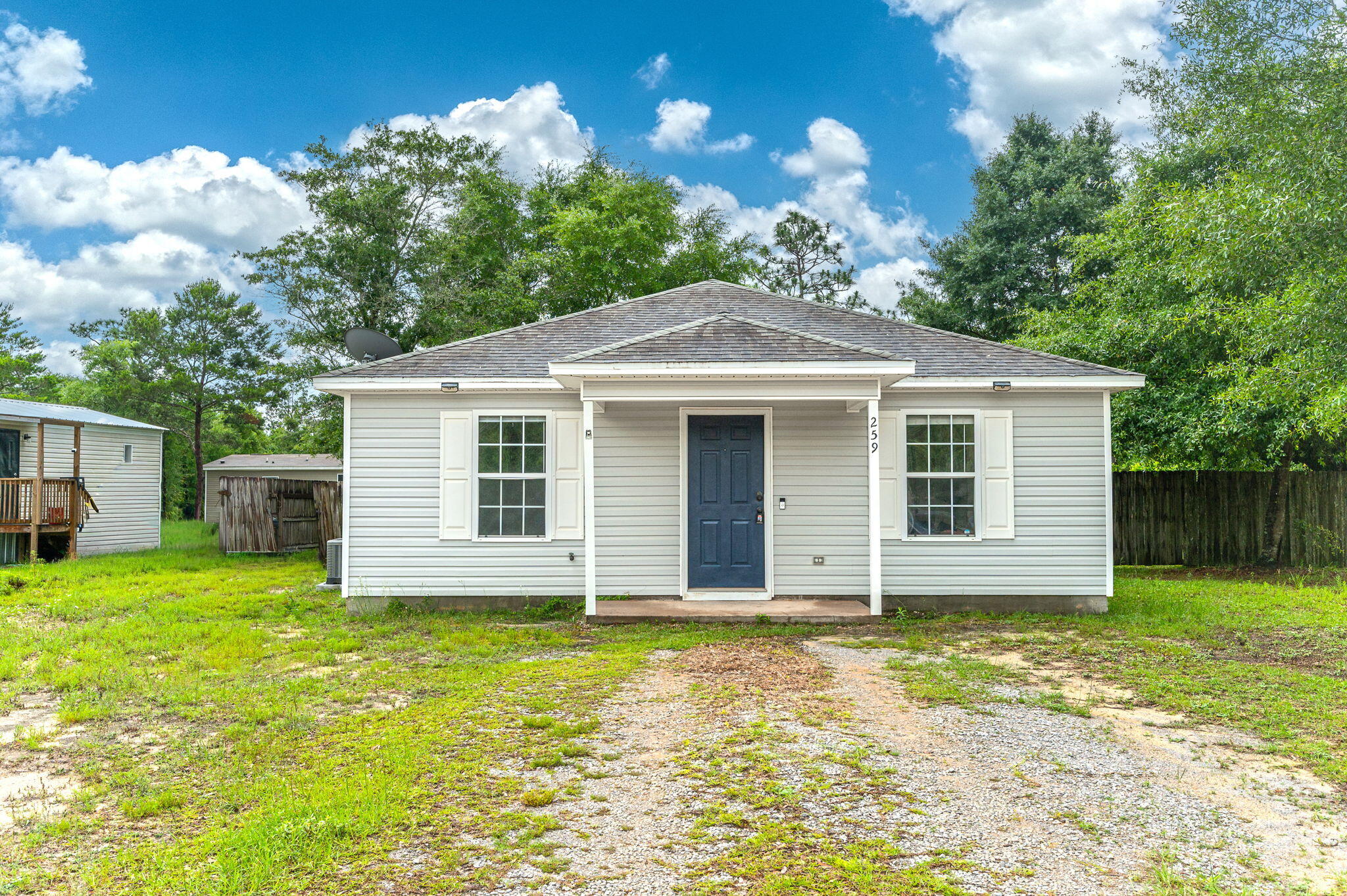259 W Cypress Avenue, DeFuniak Springs