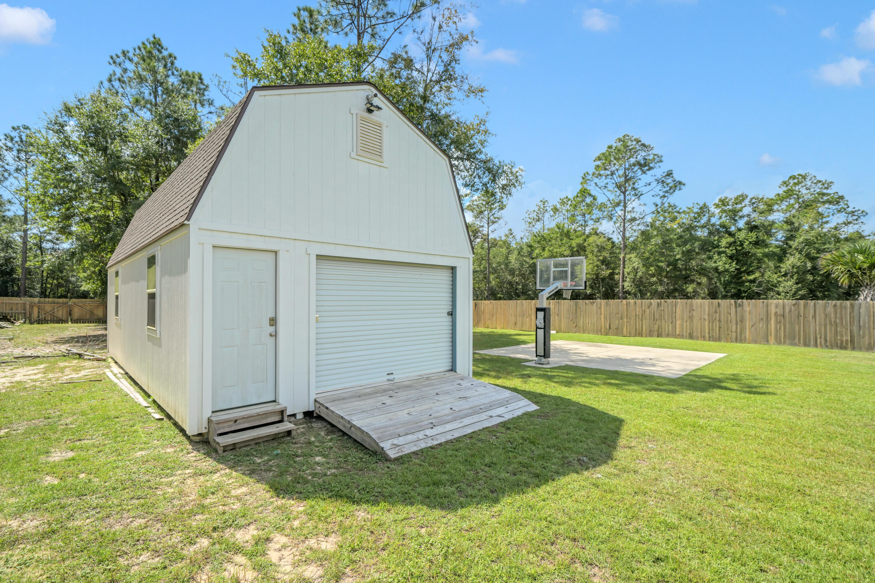2415 Dakota Way