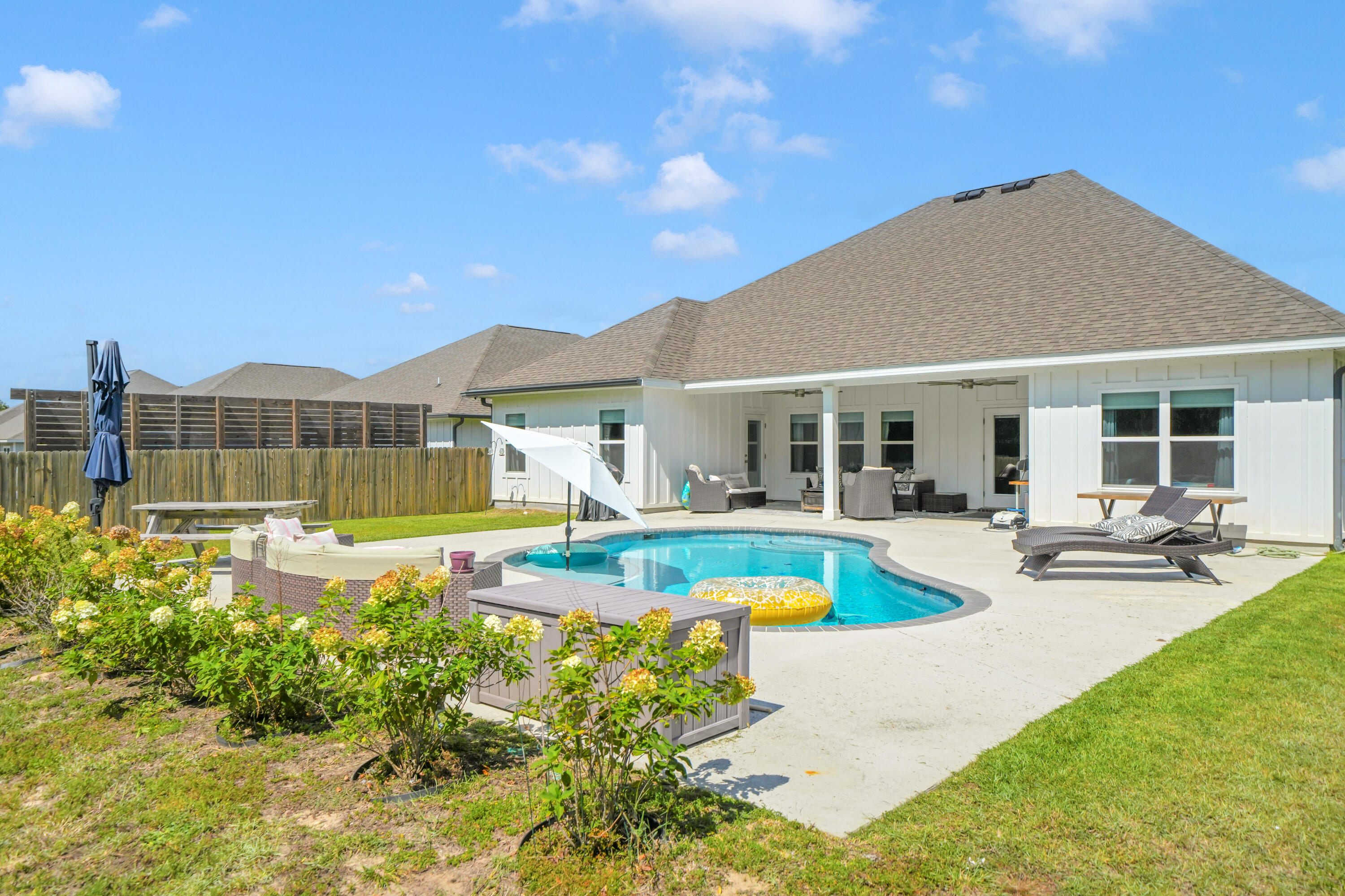 2415 Dakota Way