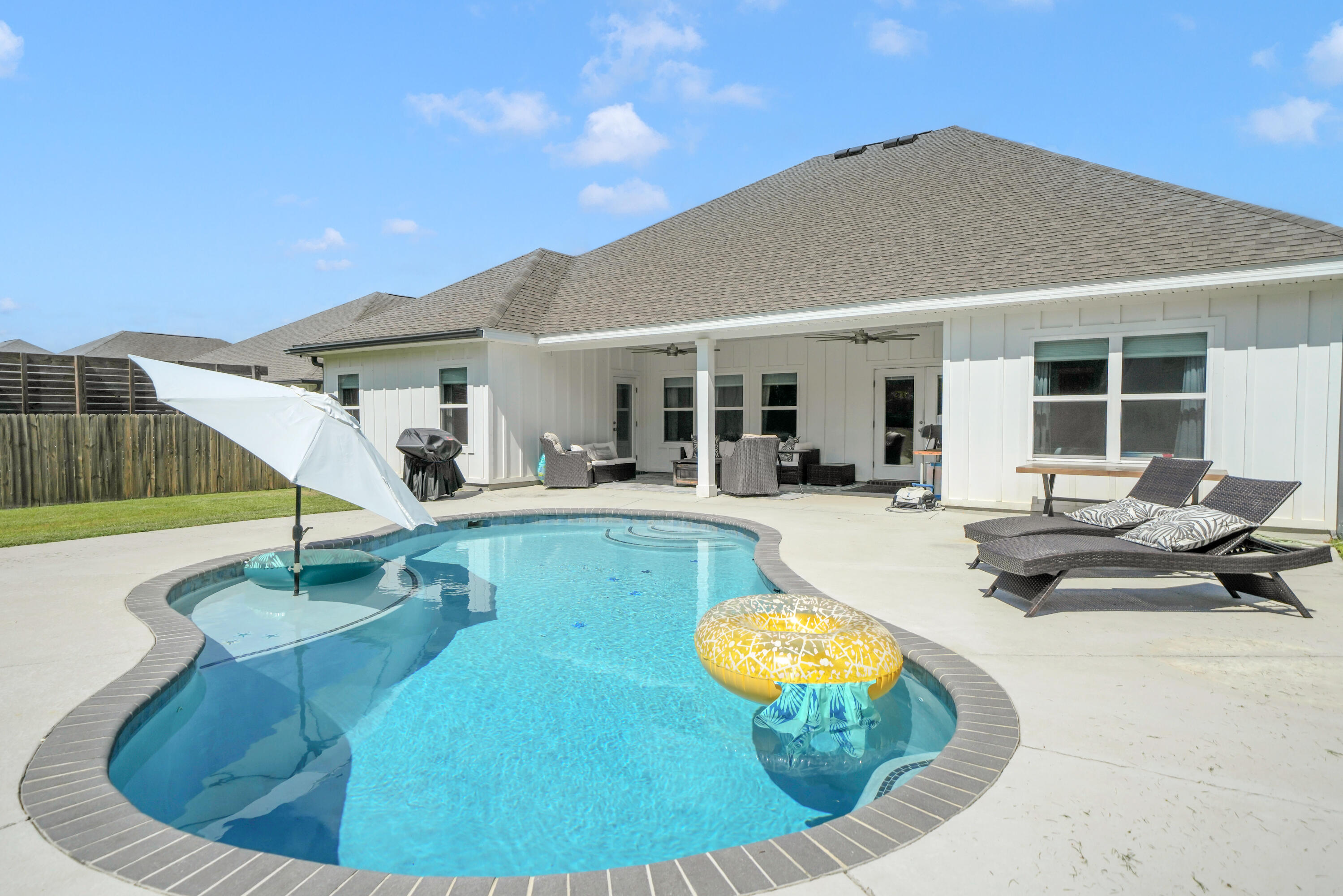 2415 Dakota Way