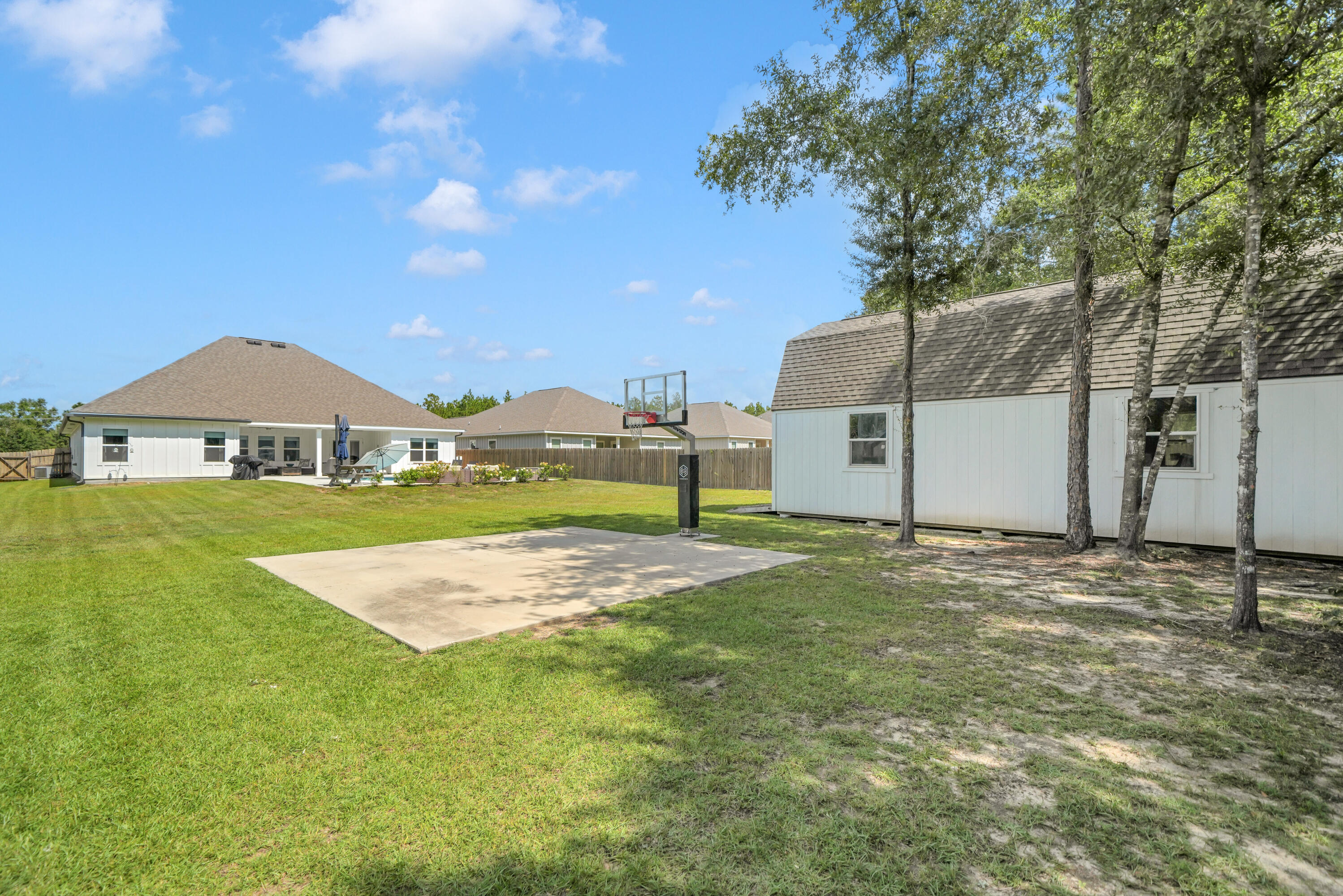 2415 Dakota Way