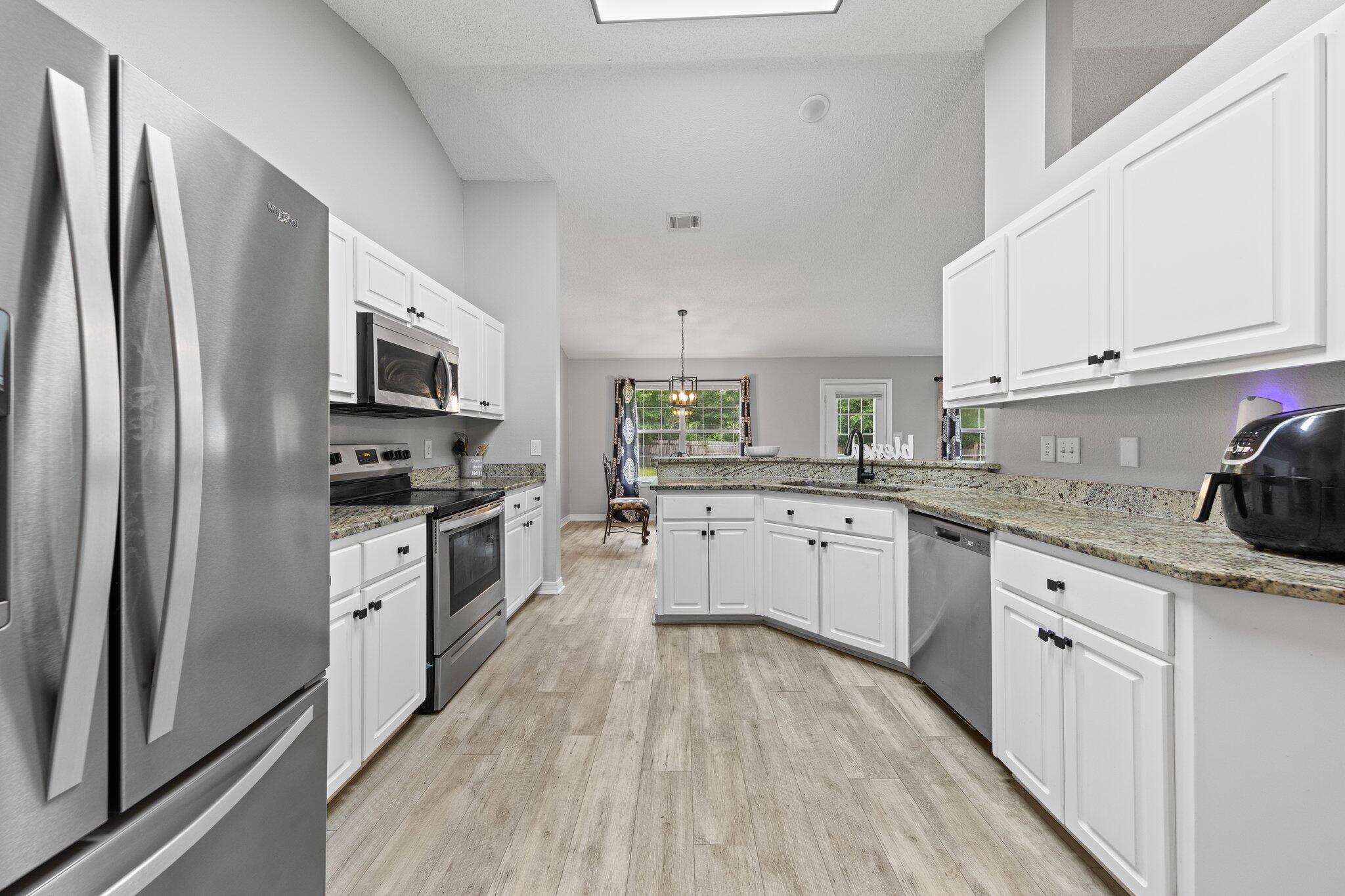 5123 Whitehurst Lane