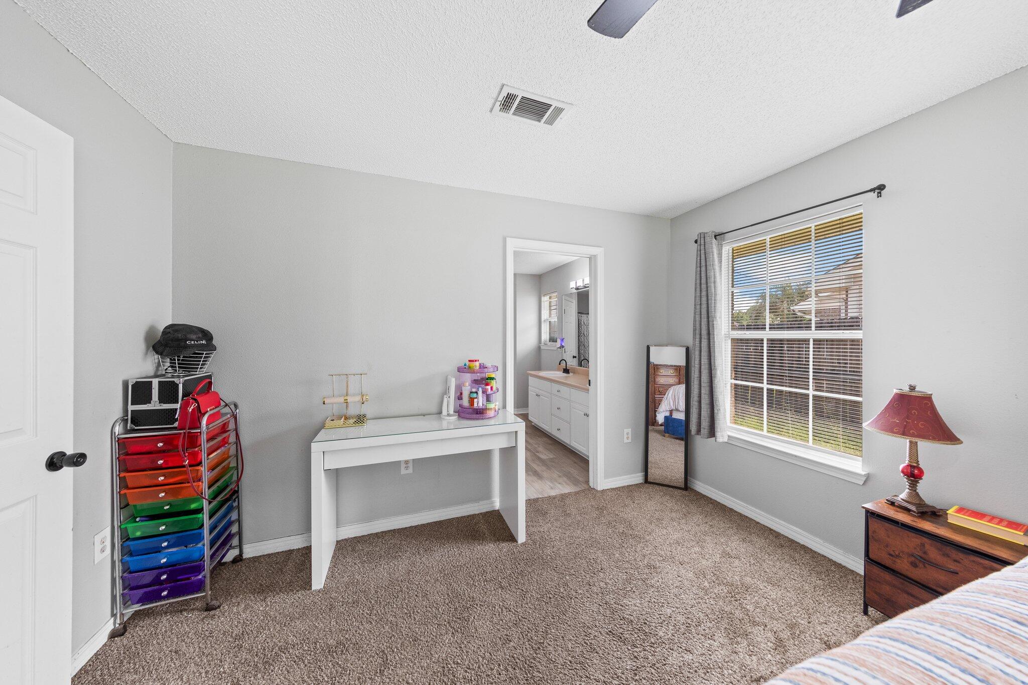 5123 Whitehurst Lane