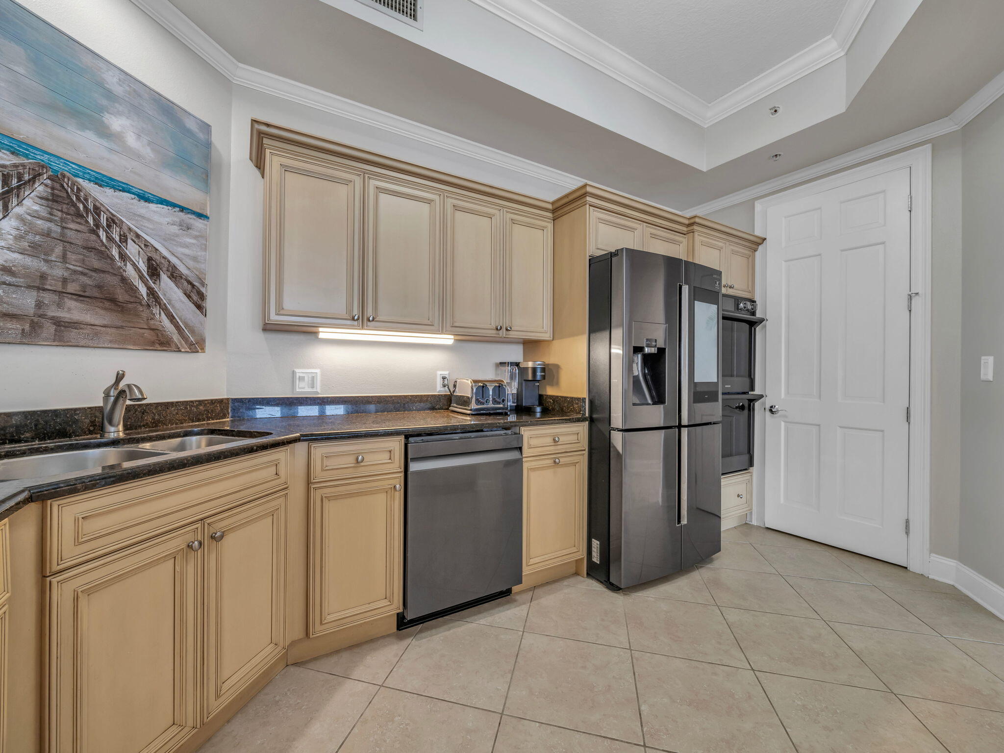 5 Calhoun Avenue 403