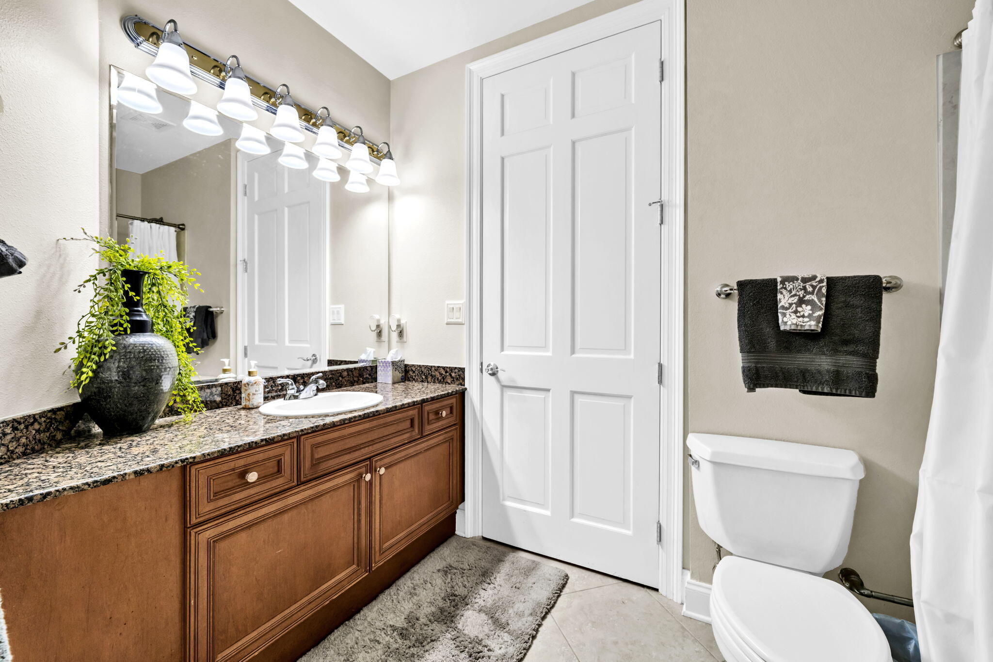 5 Calhoun Avenue 403