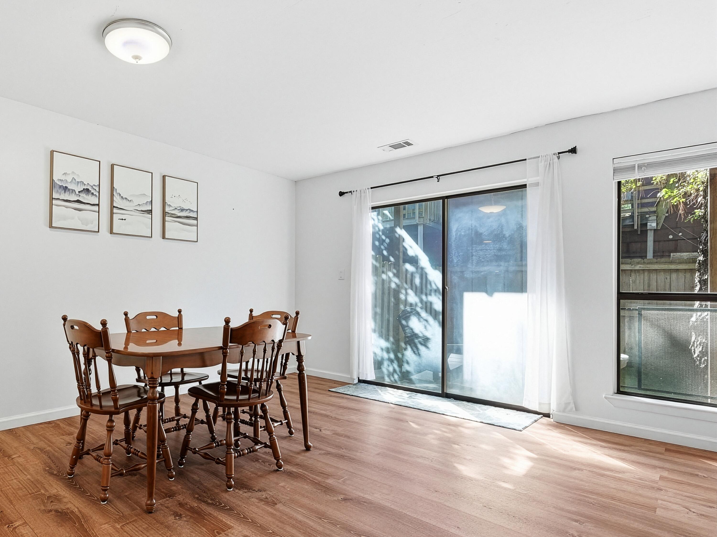 32 7Th Avenue 129