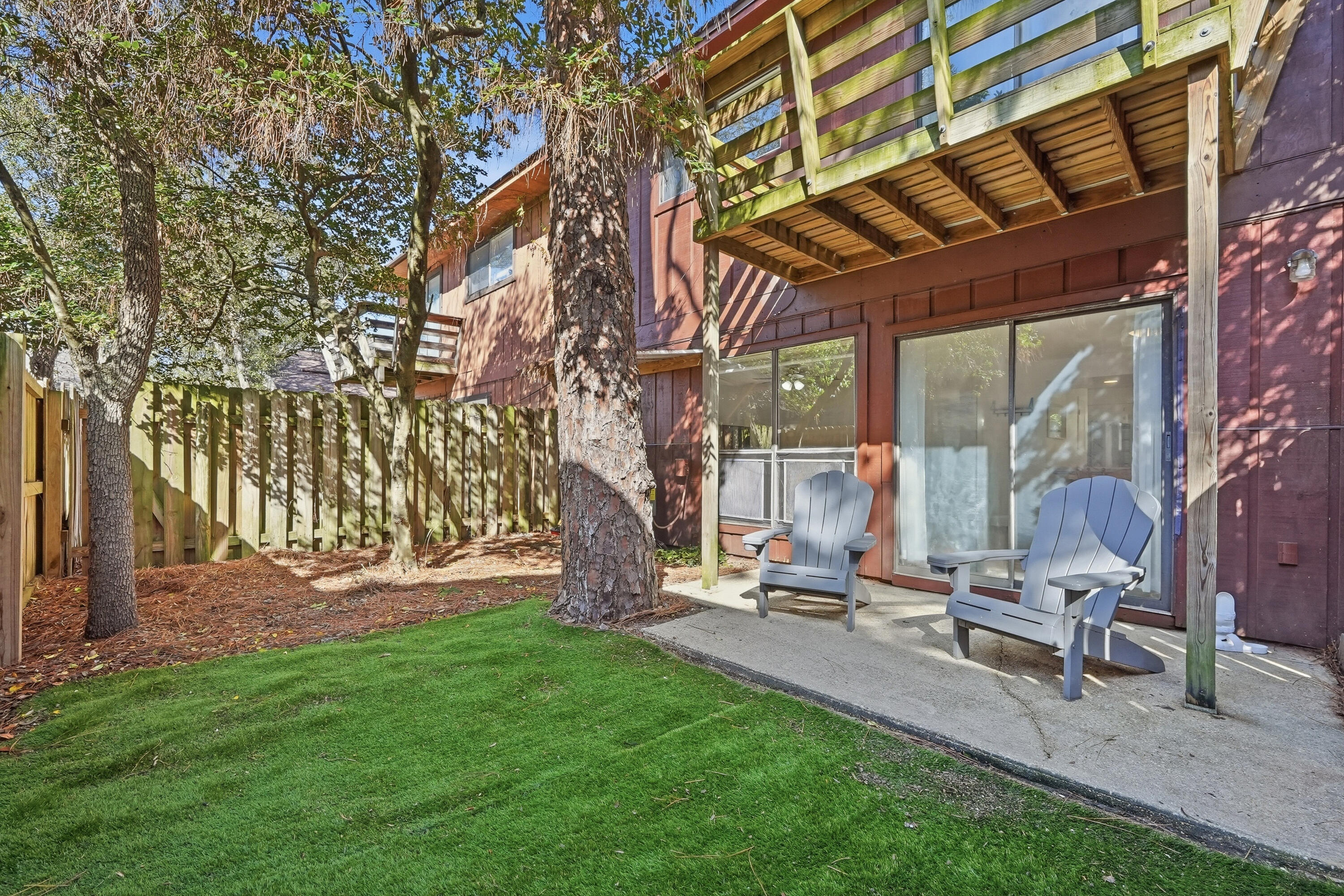 32 7Th Avenue 129
