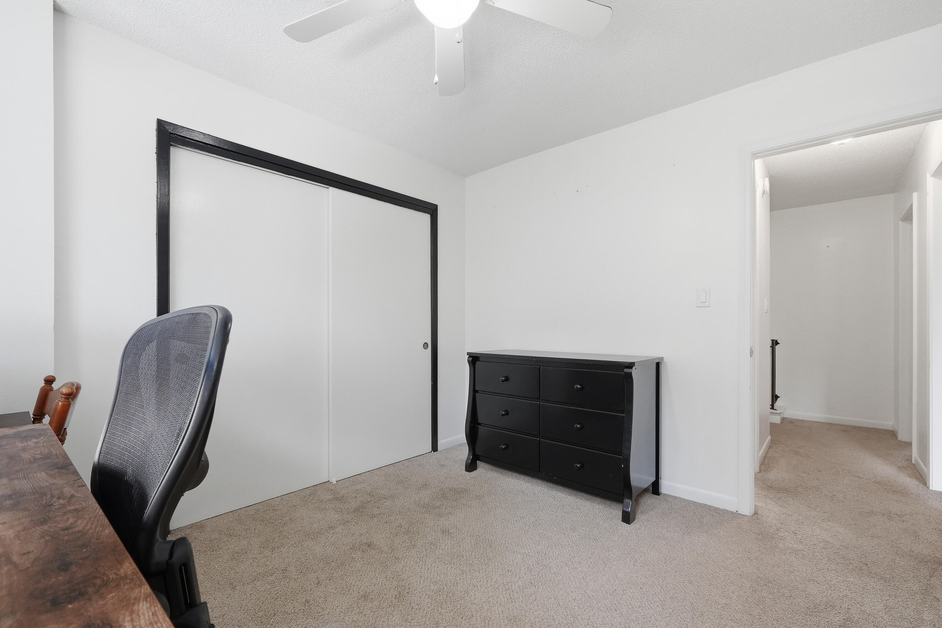 32 7Th Avenue 129